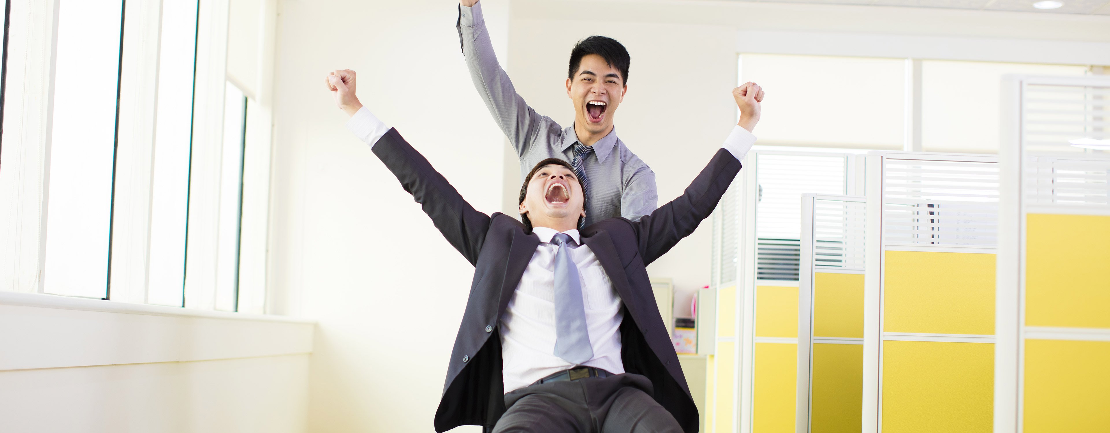 Immature-in-the-workplace_867.jpg